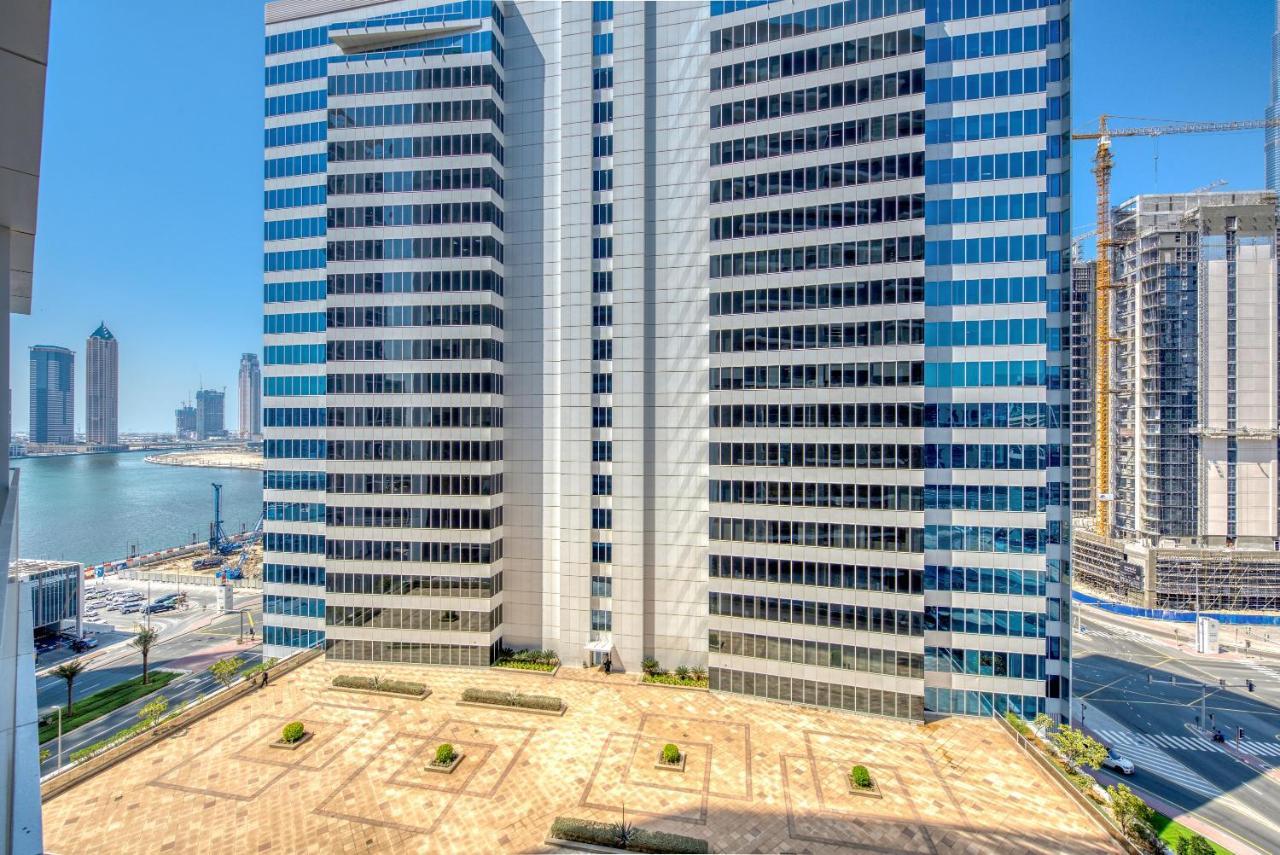 Maison Privee - Luxury, Spacious, Modern Near Burj Khalifa And Dubai Canal Zewnętrze zdjęcie