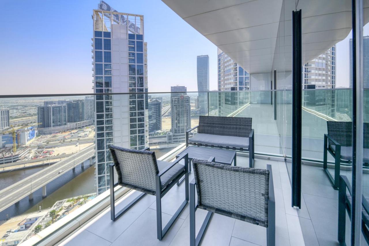 Maison Privee - Luxury, Spacious, Modern Near Burj Khalifa And Dubai Canal Zewnętrze zdjęcie